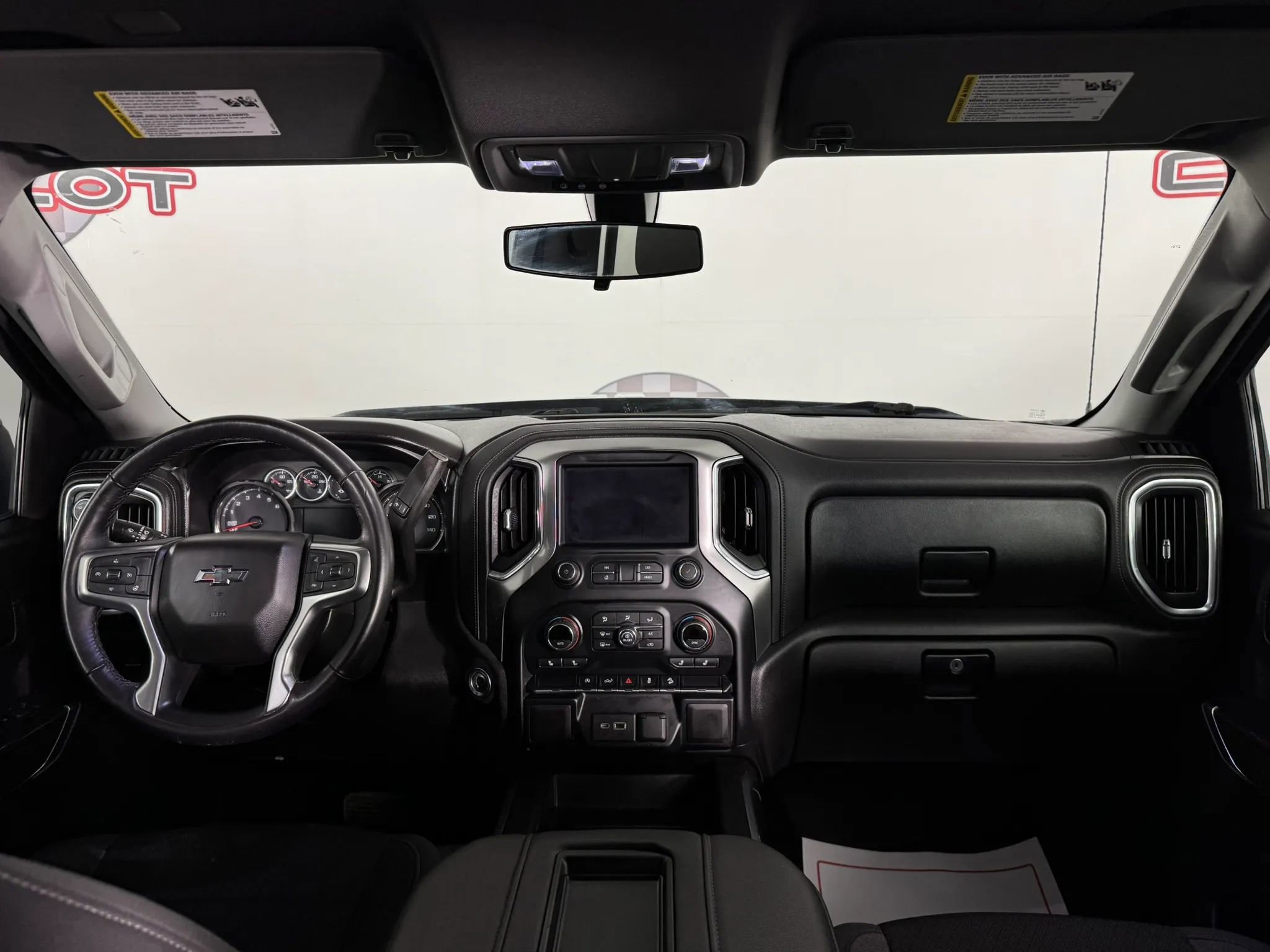 Used 2021 Chevrolet Silverado 1500 LT Trail Boss AWD/4WD image 11