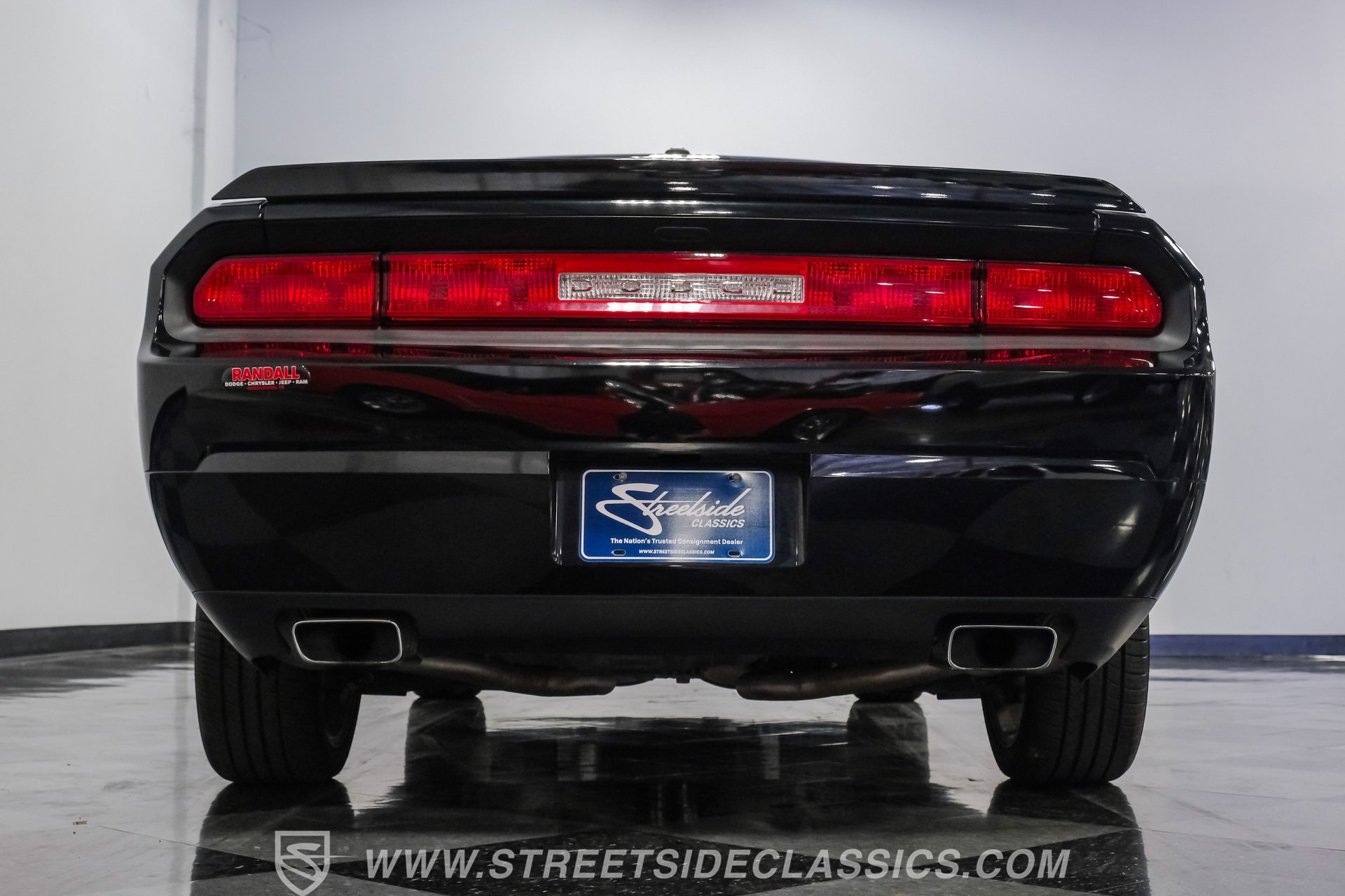 Used 2012 Dodge Challenger R/T RWD image 30