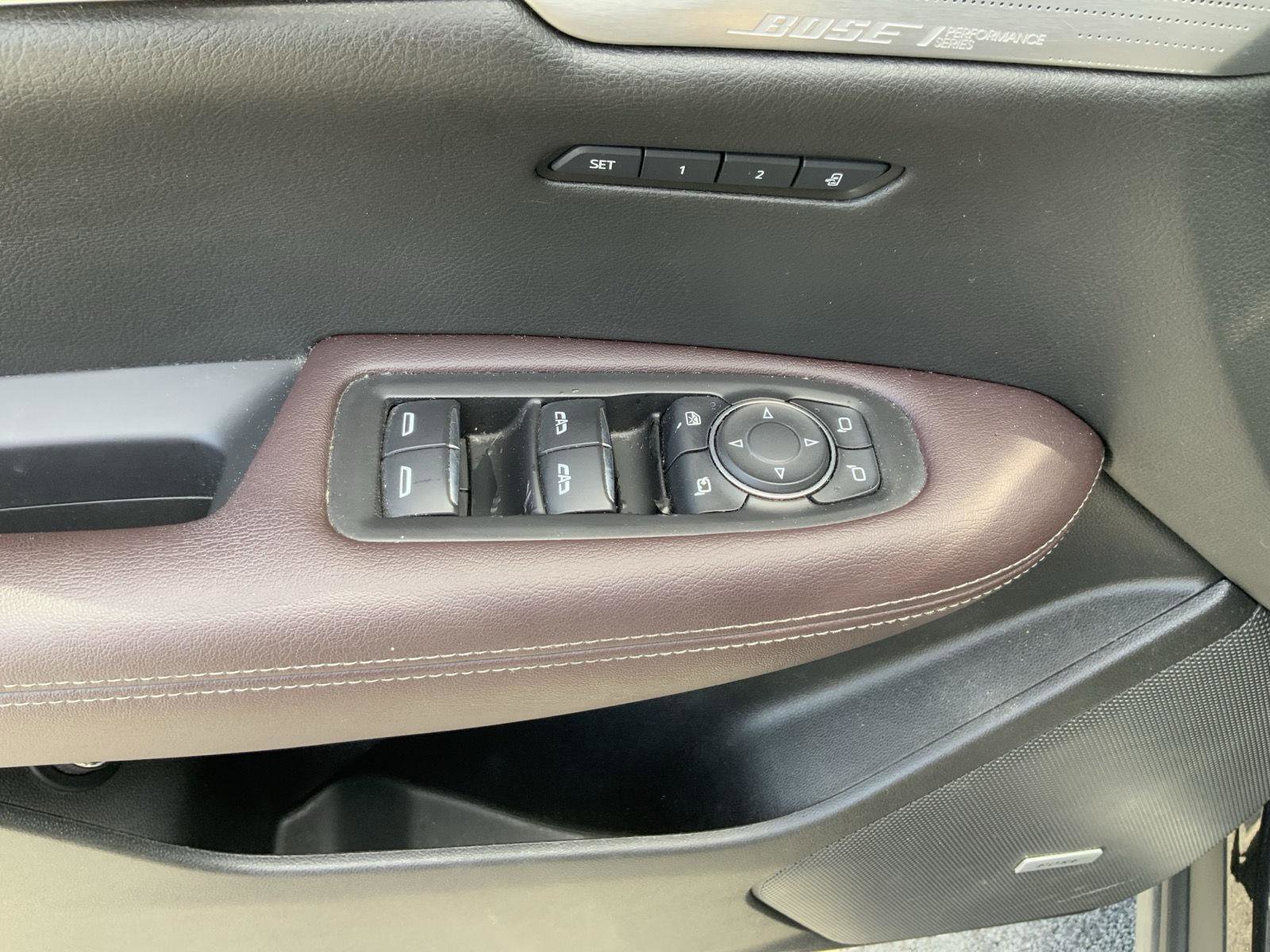 Used 2021 Cadillac XT6 Premium Luxury AWD/4WD image 26
