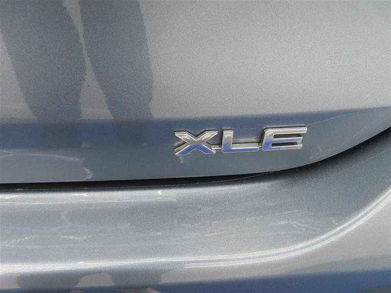 Used 2023 Toyota Highlander XLE FWD image 10