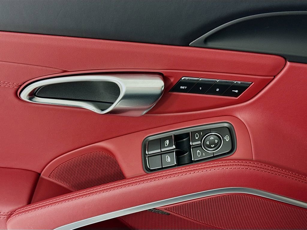 Certified 2025 Porsche 718 Cayman RWD image 11