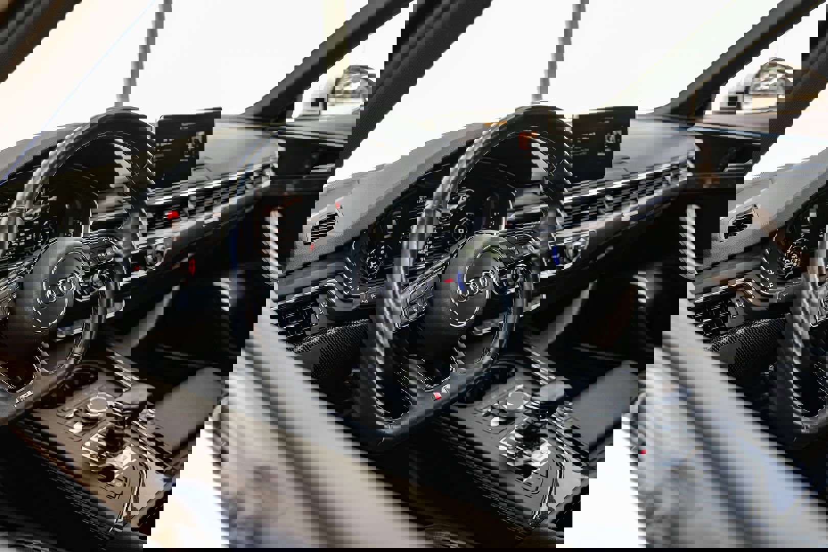 Used 2018 Audi S4 Premium Plus w/ Navigation Package image 14