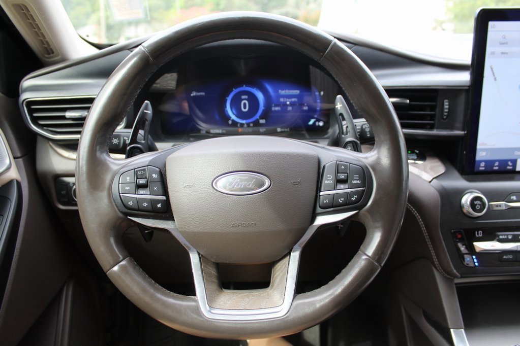 Used 2020 Ford Explorer Platinum w/ Premium Technology Package image 21