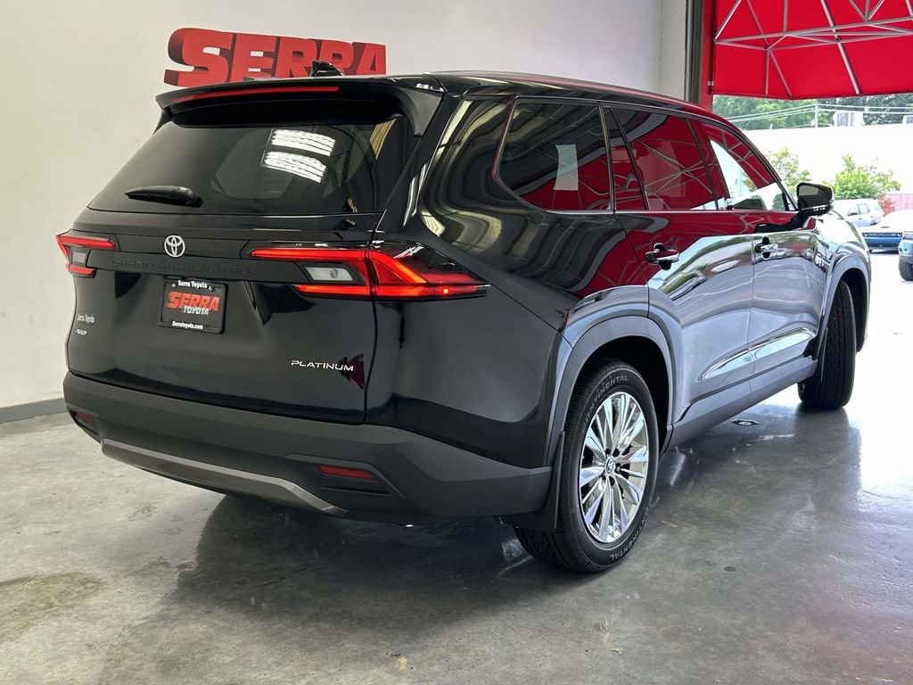 Used 2026 Toyota Grand Highlander AWD image 3