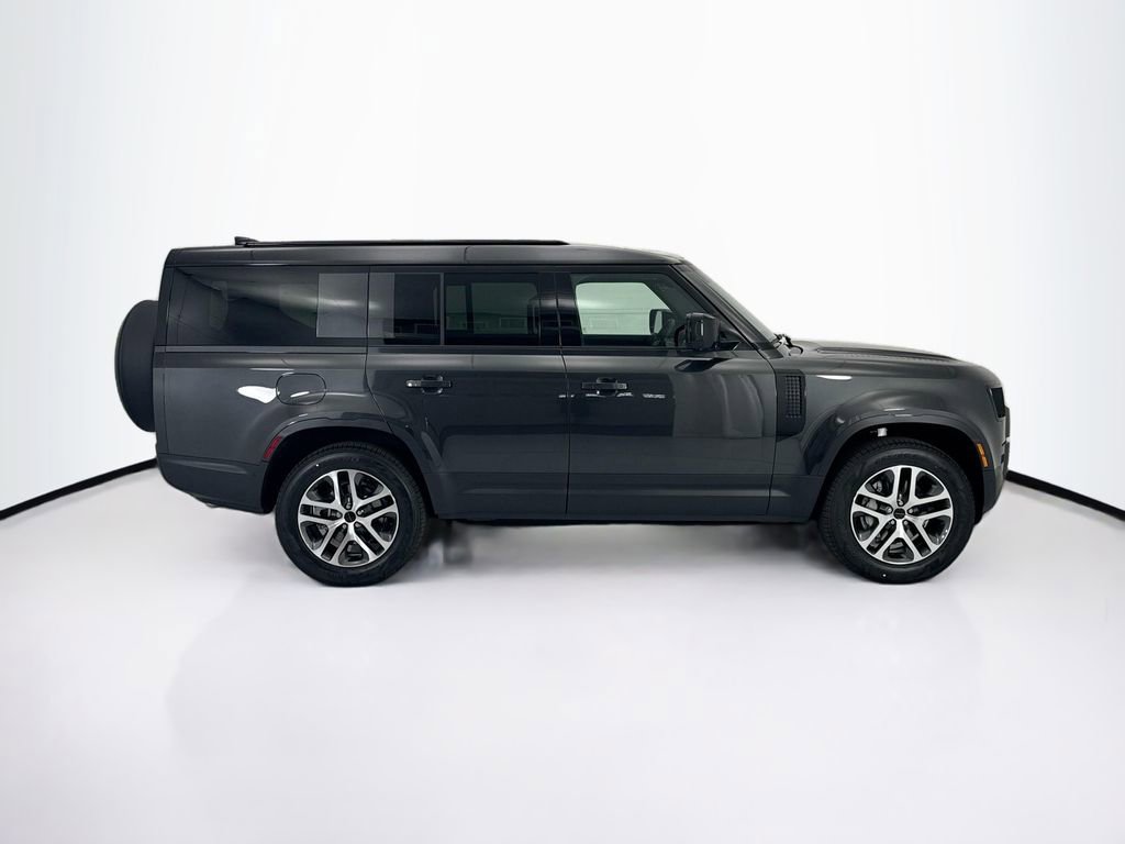 New 2026 Land Rover Defender 130 S image 4