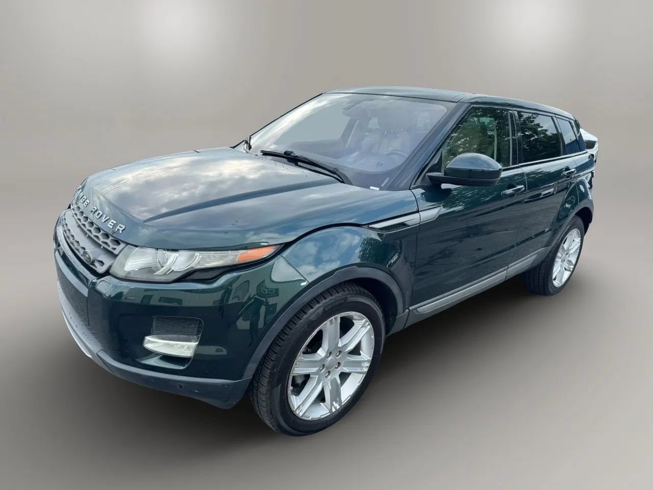 Used 2015 Land Rover Range Rover Evoque Pure Plus AWD/4WD image 6