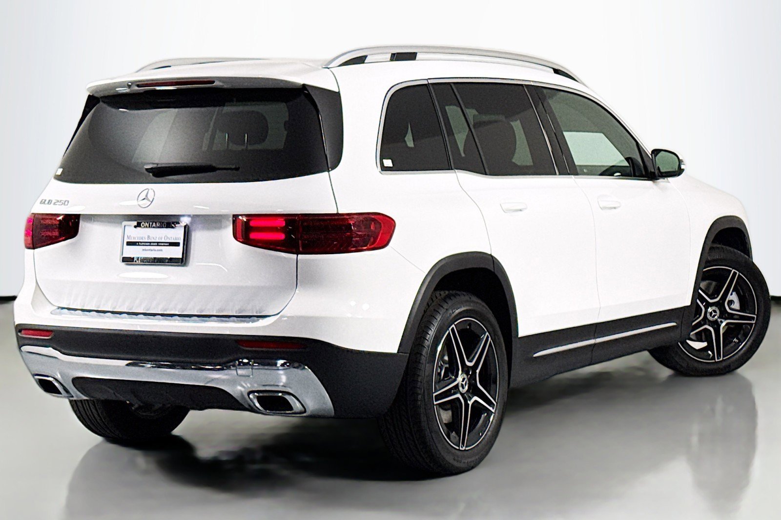 New 2026 Mercedes-Benz GLB 250 image 11