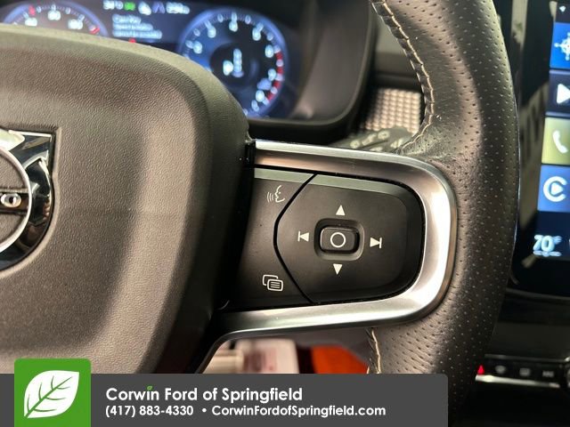 Used 2021 Volvo XC40 T5 R-Design w/ Protection Package Premier image 34