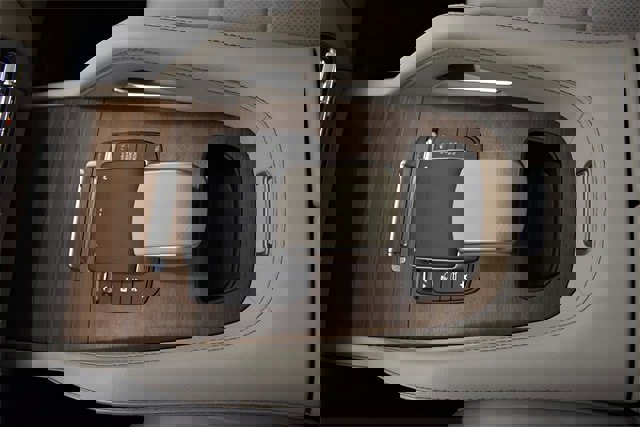 Used 2023 Mercedes-Benz GLE 350 4MATIC w/ AMG Line Exterior image 20