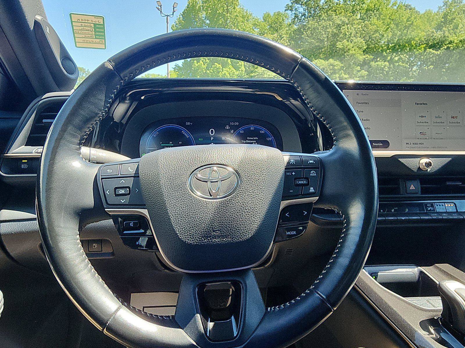 Used 2024 Toyota Crown AWD/4WD image 15