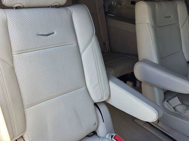 Certified 2024 Cadillac Escalade ESV Sport Platinum w/ LPO, ONYX Package image 19