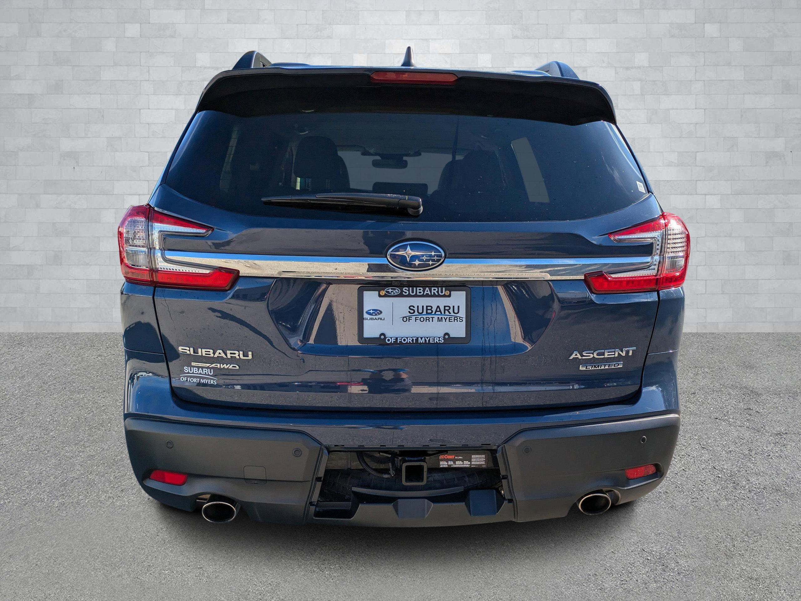 Used 2023 Subaru Ascent Limited image 6