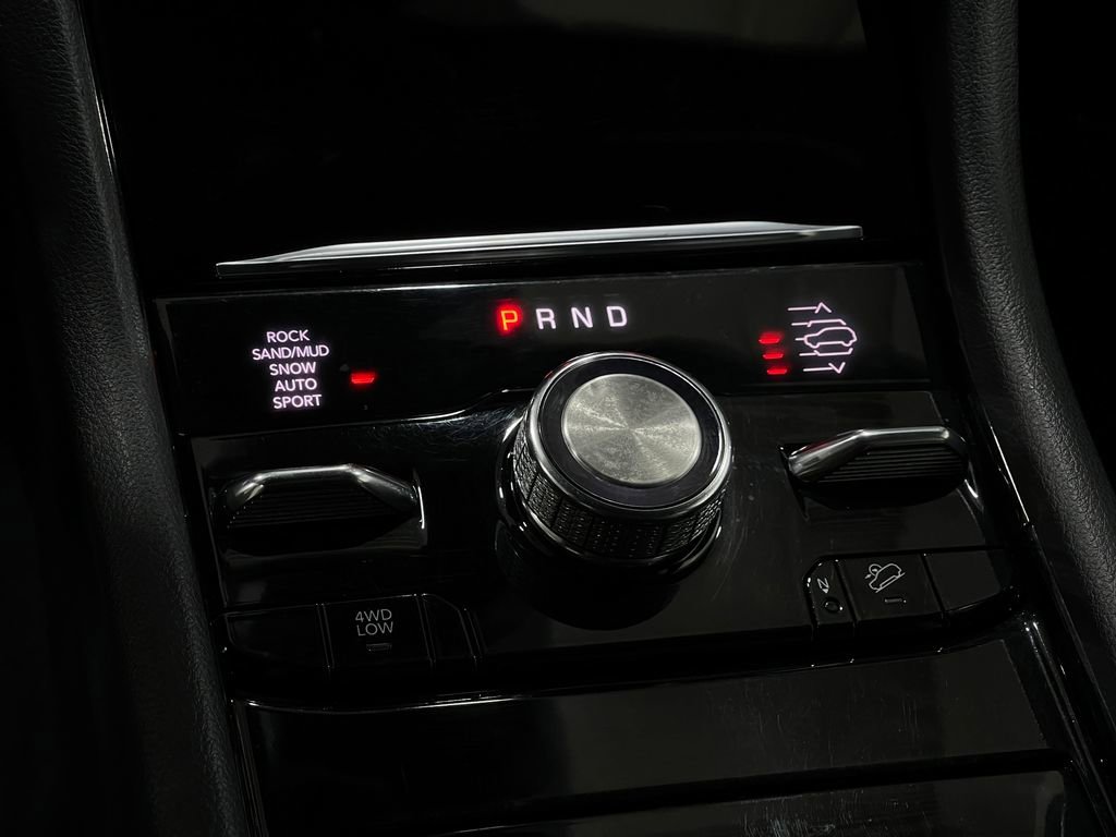 Used 2021 Jeep Grand Cherokee L Overland w/ Advanced Protech Group III image 30