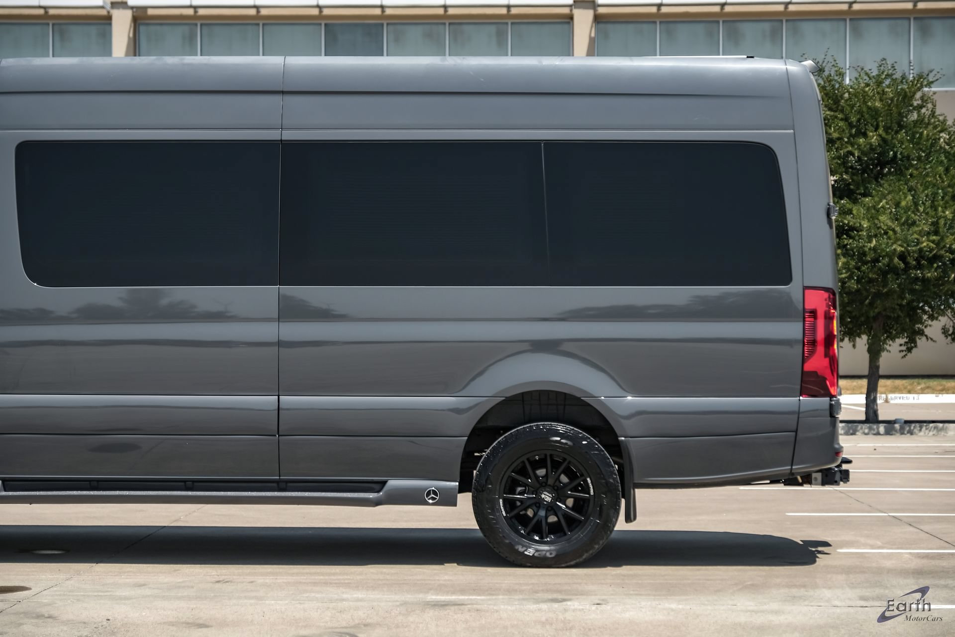 Used 2022 Mercedes-Benz Sprinter 2500 image 9