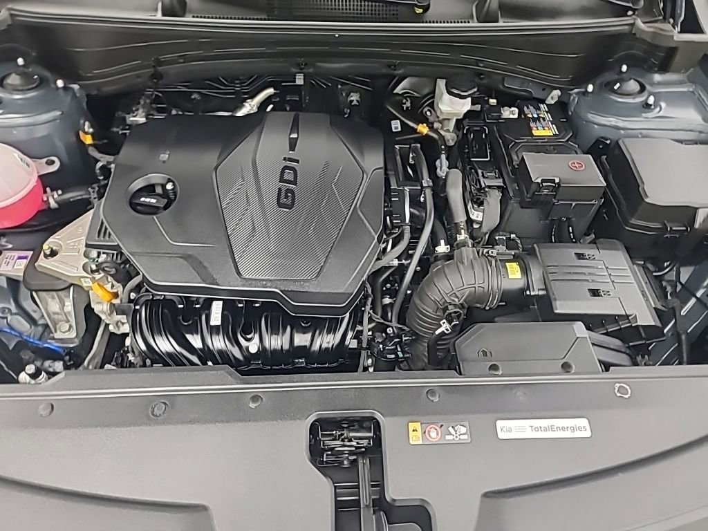 Used 2025 Kia Sportage LX image 38