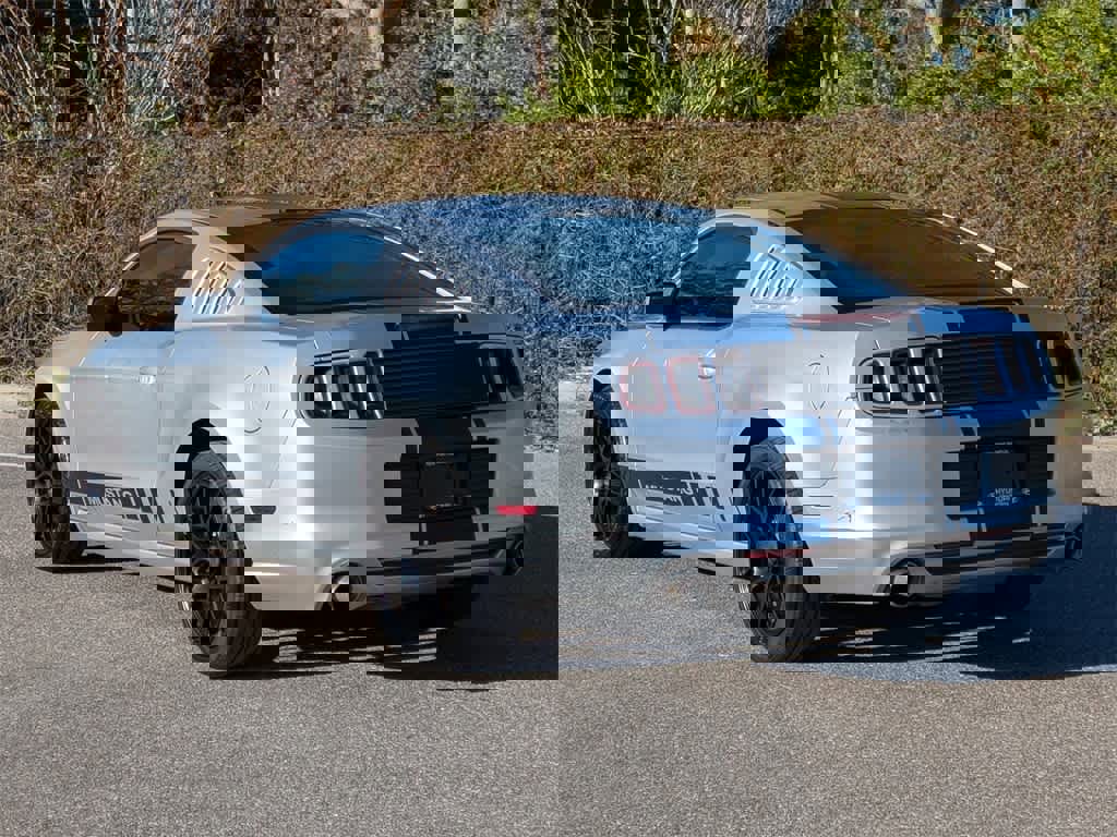 Used 2014 Ford Mustang Coupe image 3