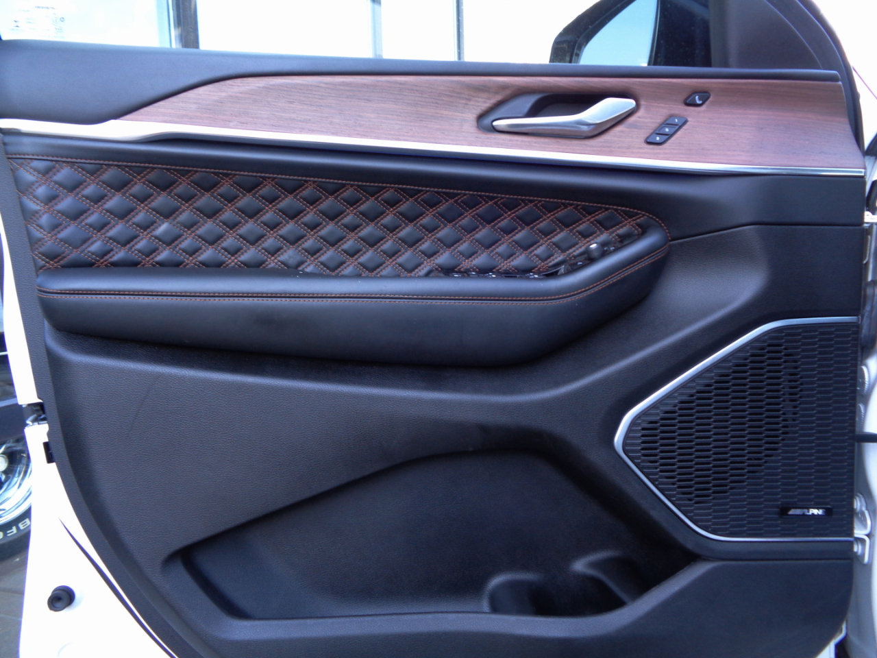 Used 2021 Jeep Grand Cherokee L Summit w/ Advanced Protech Group IV image 15