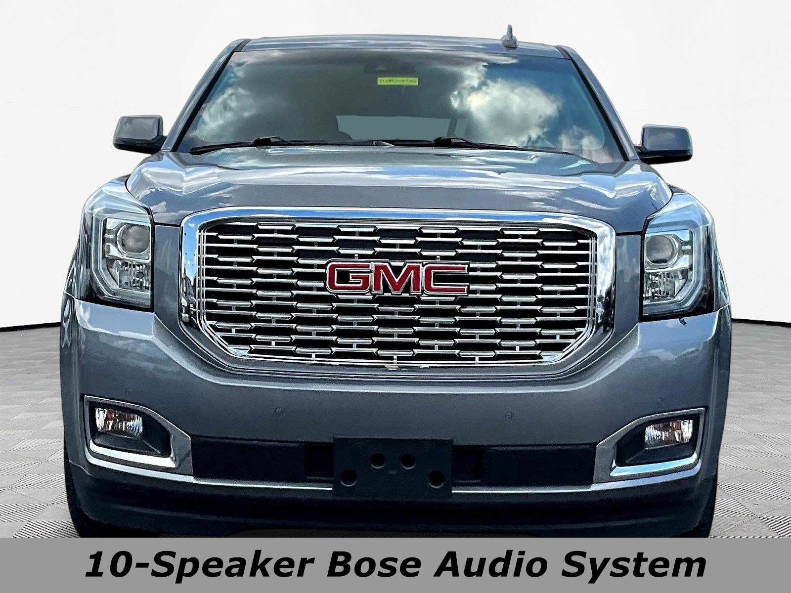 Used 2019 GMC Yukon XL Denali w/ Denali Ultimate Package AWD/4WD image 2