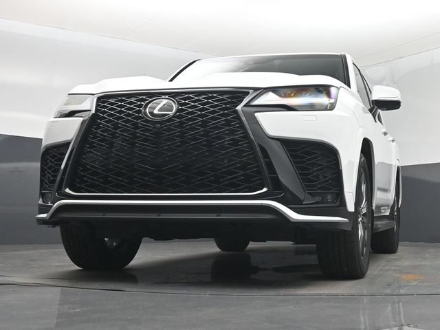 Used 2023 Lexus LX 600 F Sport w/ Accessory Package (Z1) AWD/4WD image 31