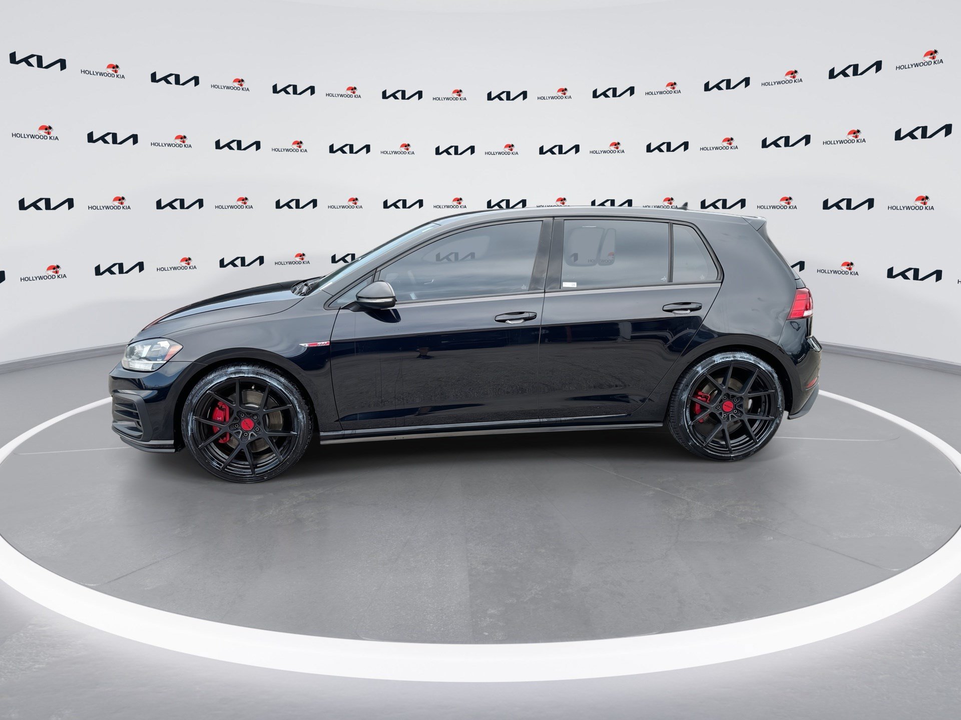 Used 2019 Volkswagen GTI 4-Door FWD image 5