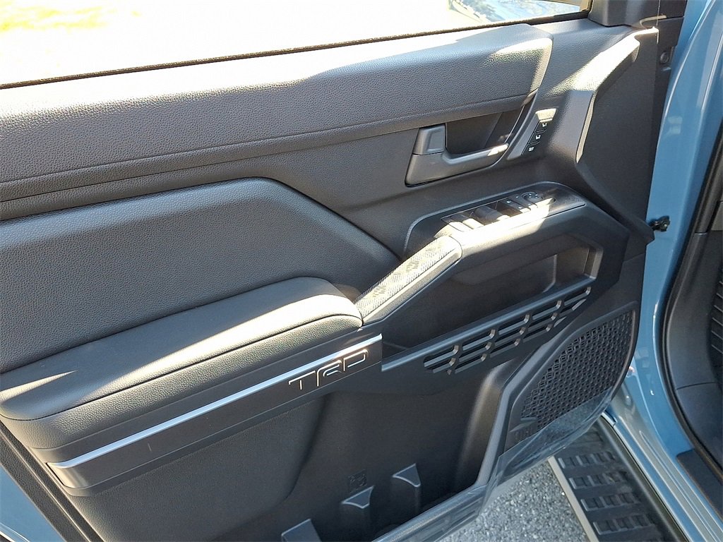 New 2025 Toyota 4Runner TRD Off-Road Premium image 7