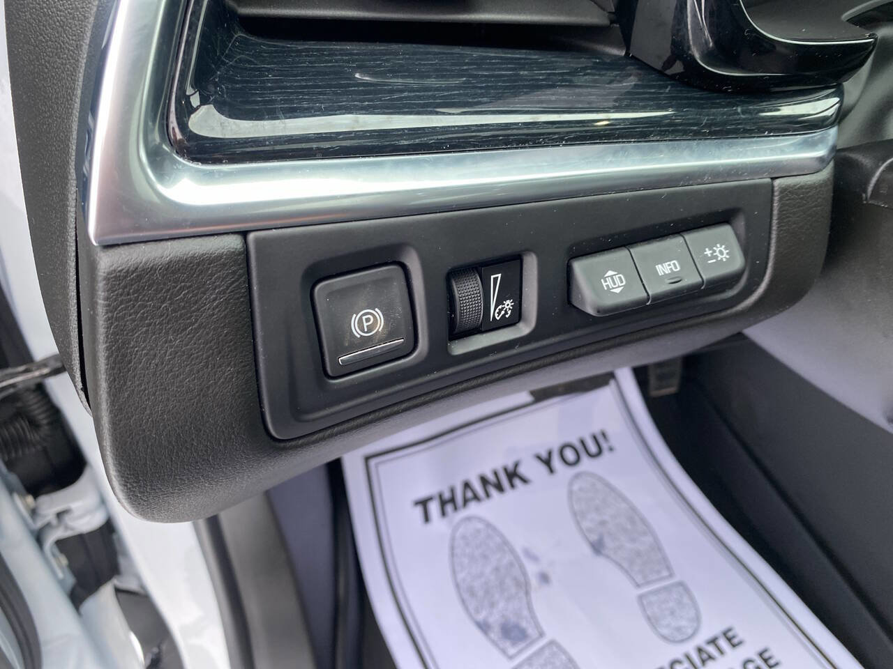 Used 2025 Cadillac XT5 Premium Luxury image 25