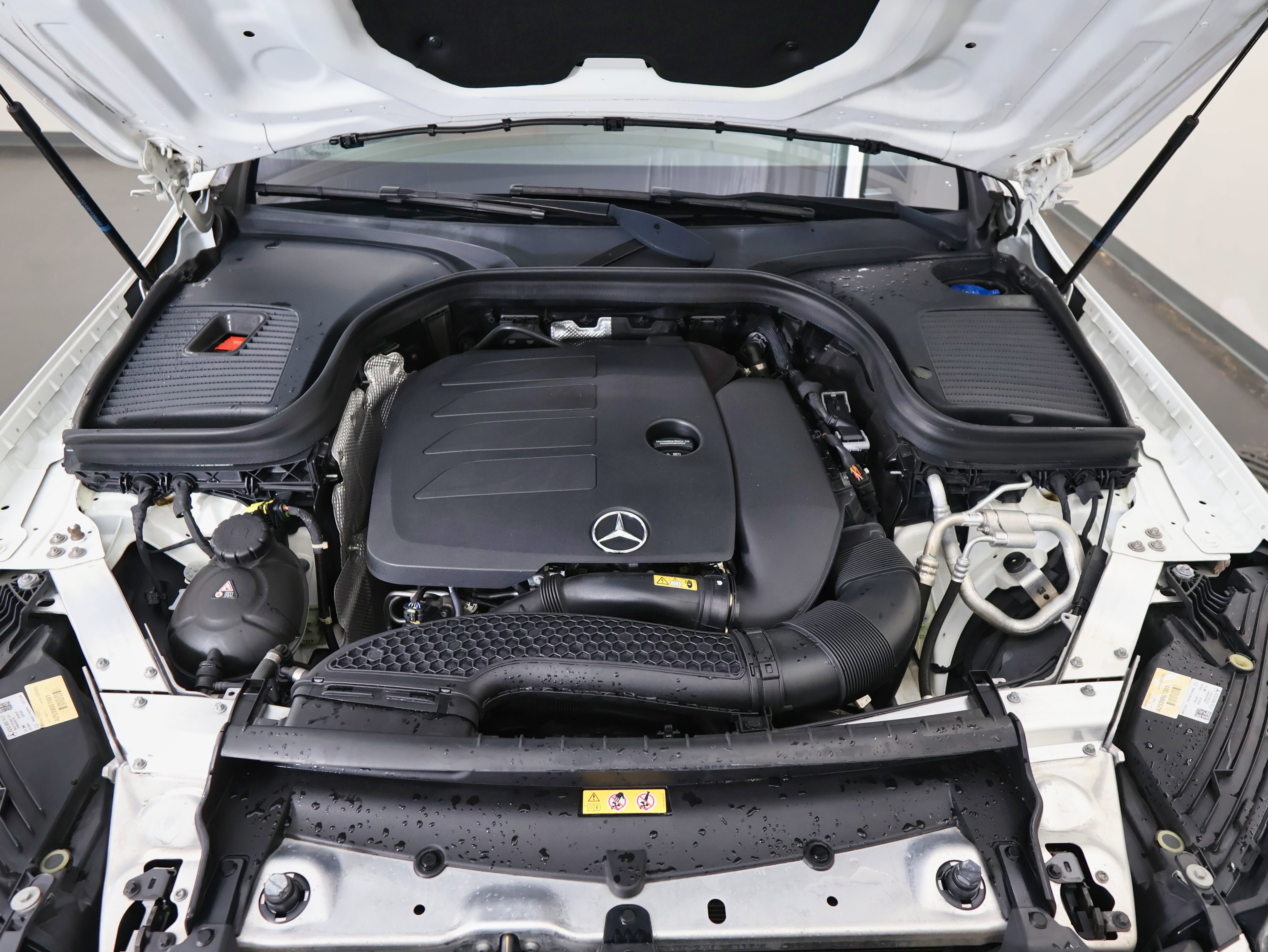 Used 2020 Mercedes-Benz GLC 300 4MATIC Coupe image 49