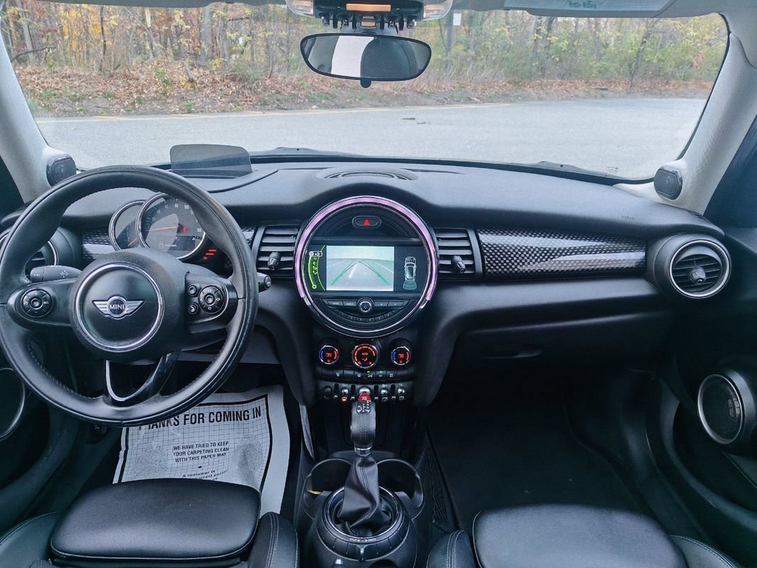 Used 2015 MINI Cooper S image 10