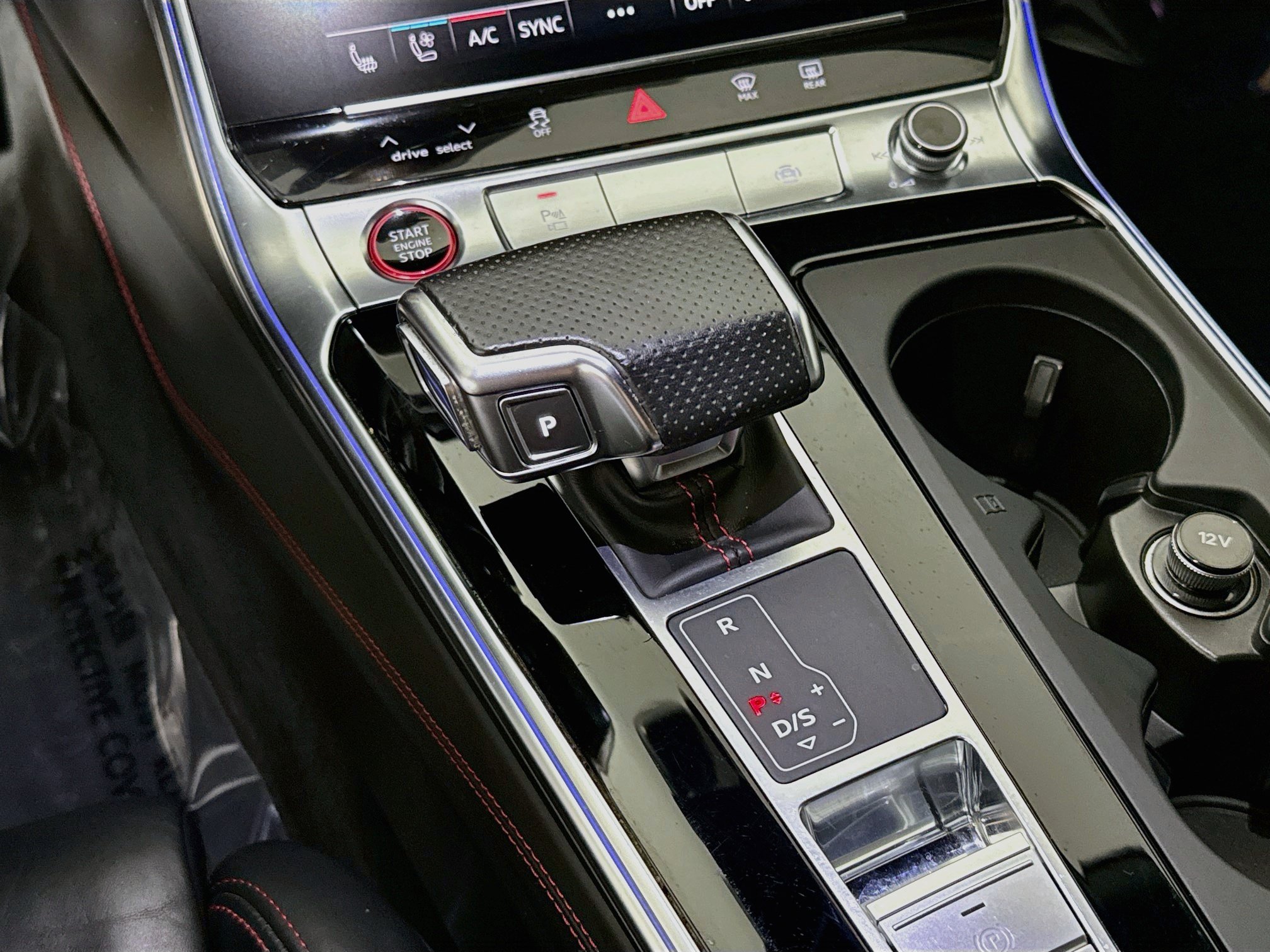 Used 2022 Audi RS 6 w/ Executive Package AWD/4WD image 20