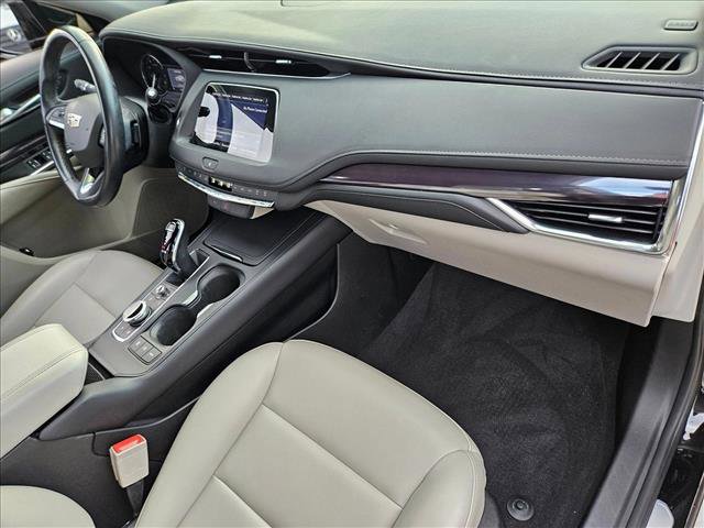 Used 2022 Cadillac XT4 Luxury image 20