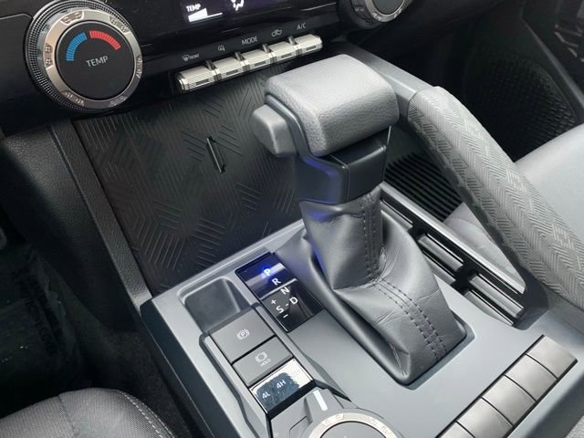 Used 2025 Toyota Tacoma SR5 image 18