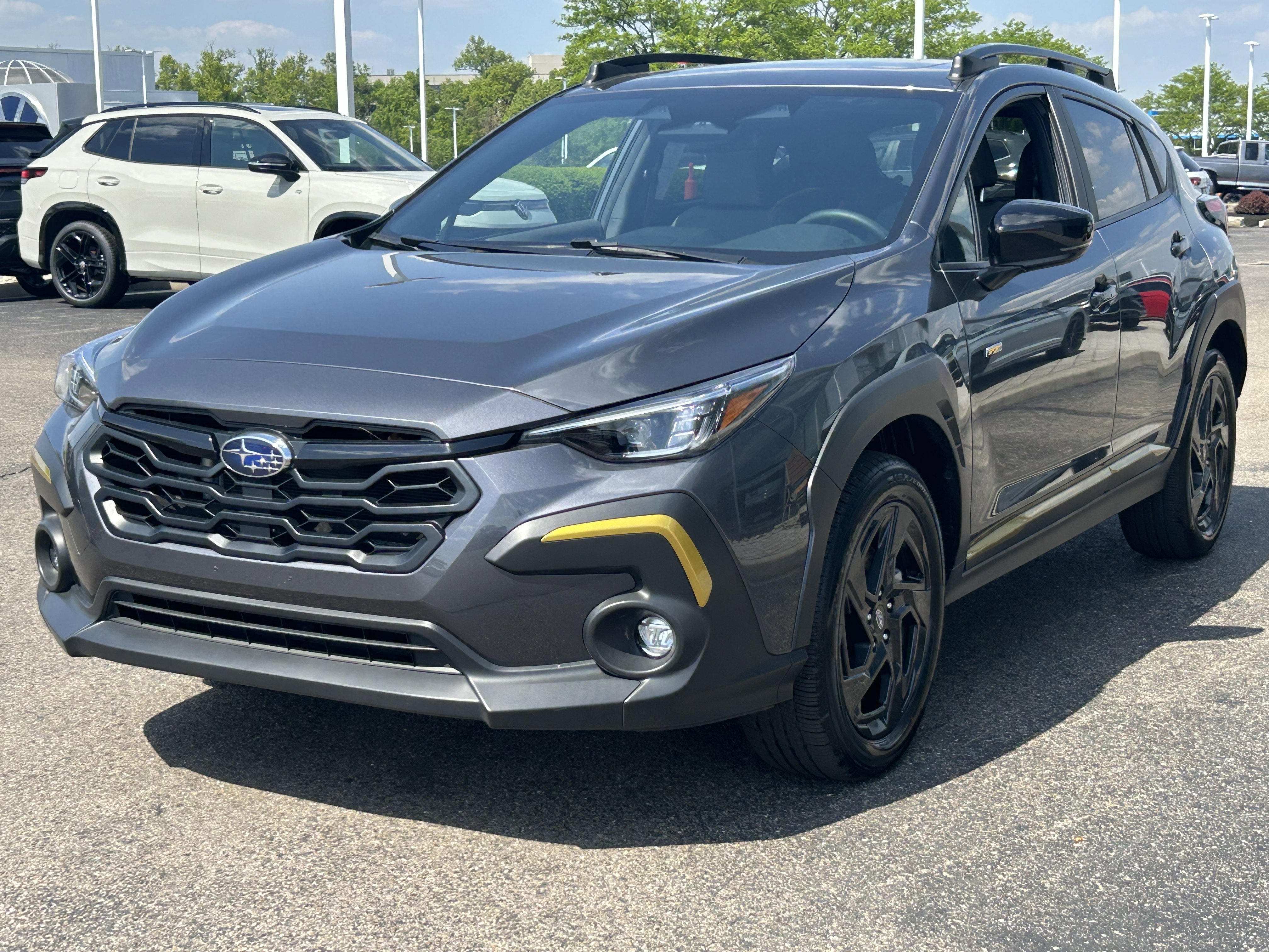 Used 2025 Subaru Crosstrek 2.5i Sport AWD/4WD image 3