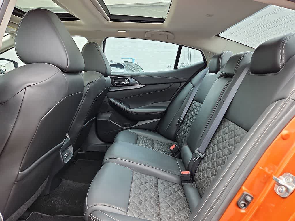 Used 2019 Nissan Maxima Platinum FWD image 7
