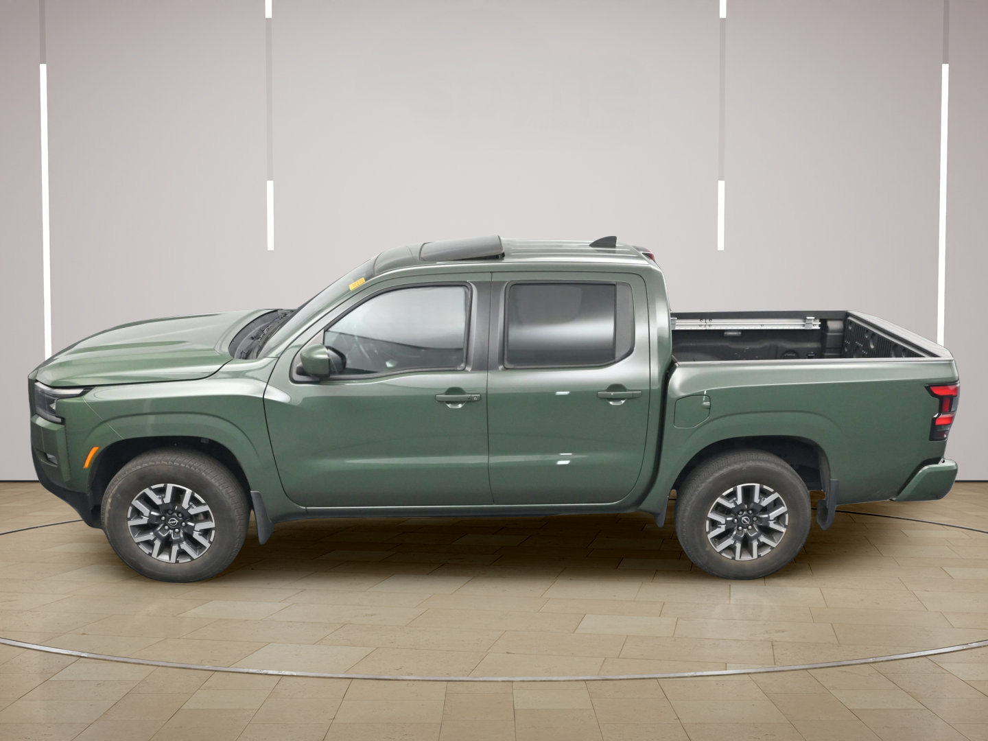 Certified 2024 Nissan Frontier SL w/ Technology Package AWD/4WD image 39