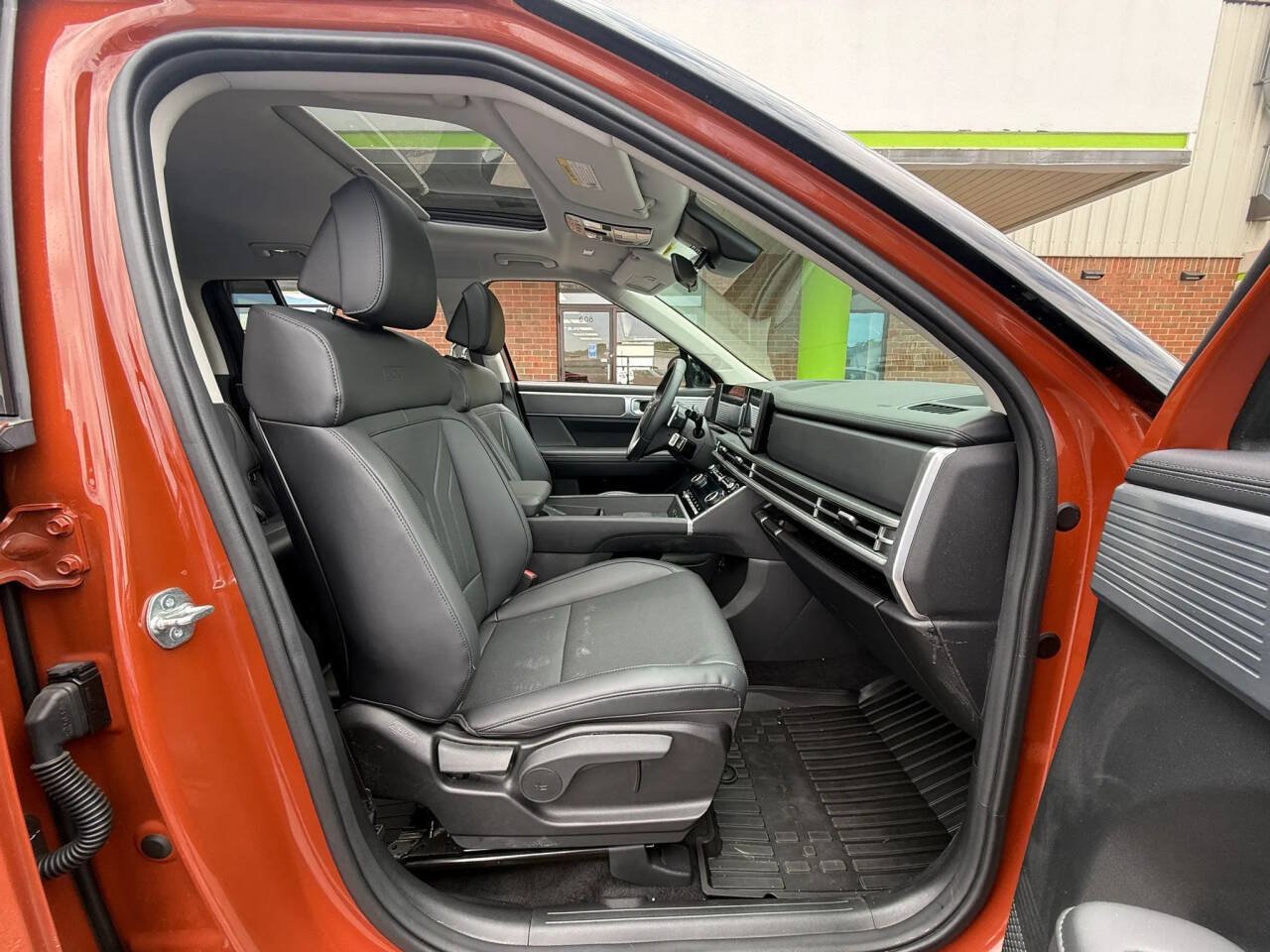 Used 2025 Hyundai Santa Fe XRT AWD/4WD image 15