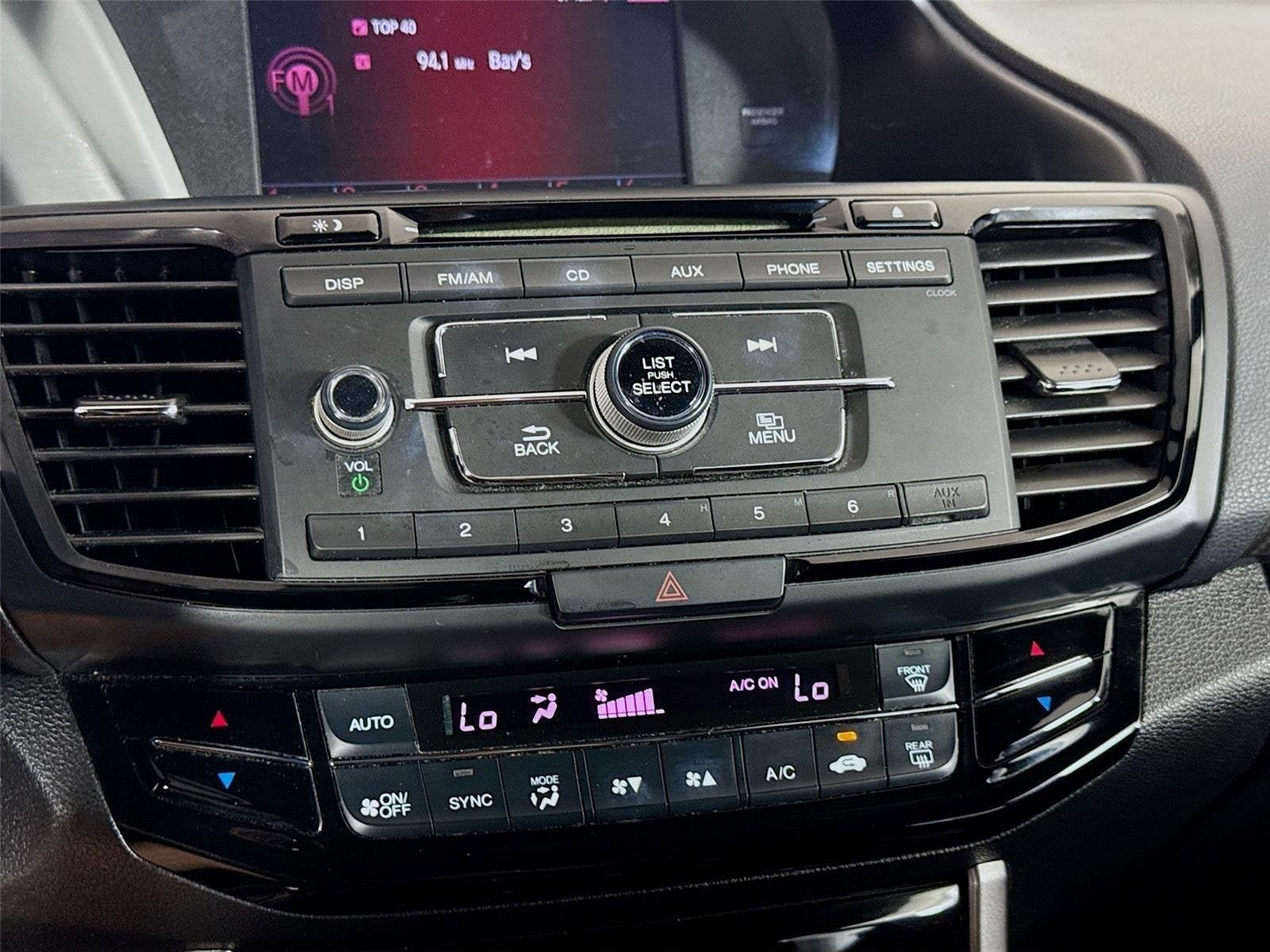 Used 2017 Honda Accord Sport image 17