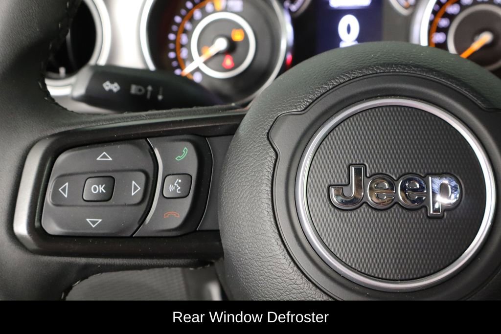 Used 2023 Jeep Gladiator Sport image 8