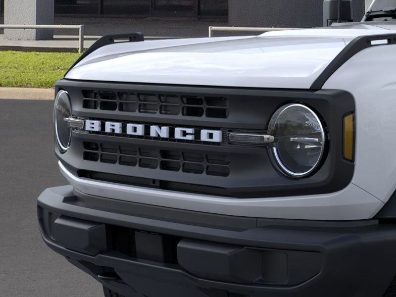 New 2025 Ford Bronco 4-Door image 19