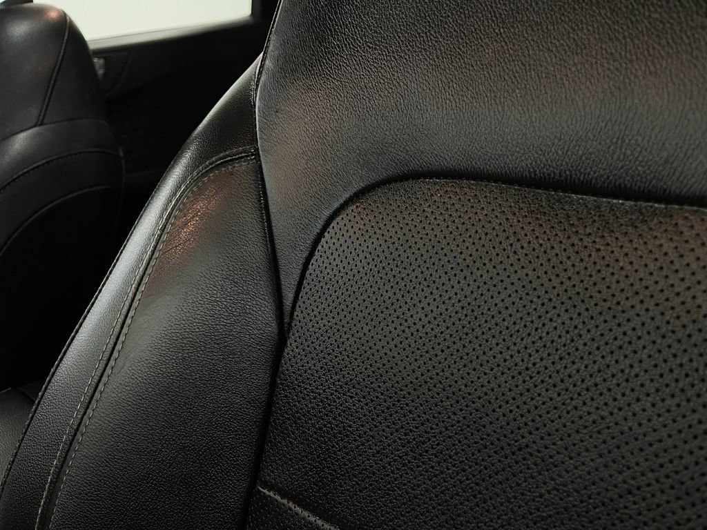 Used 2020 Ford Escape Titanium w/ Titanium Premium Package 2.0 image 19