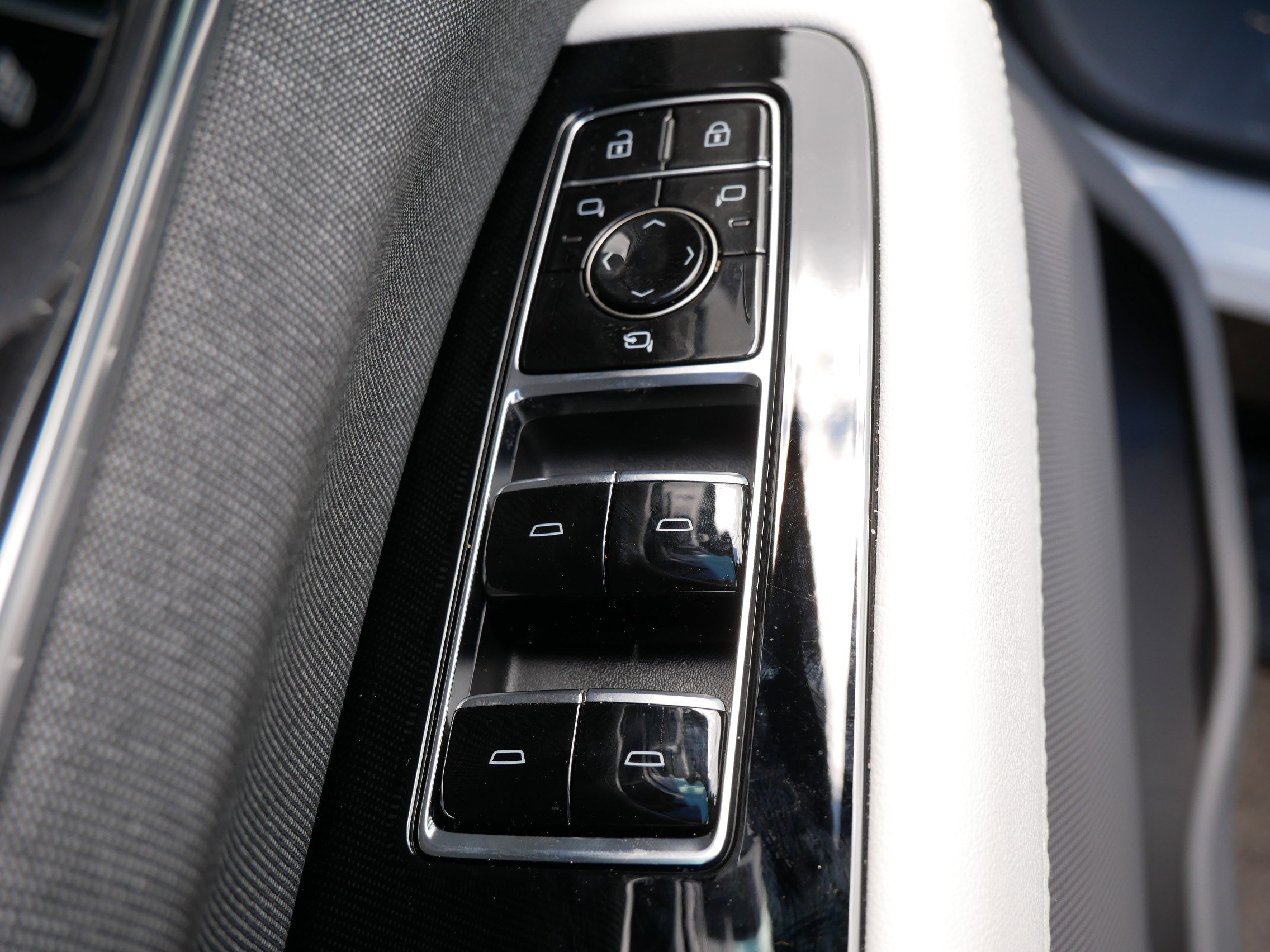 New 2025 Cadillac Escalade IQ Luxury 1 image 19