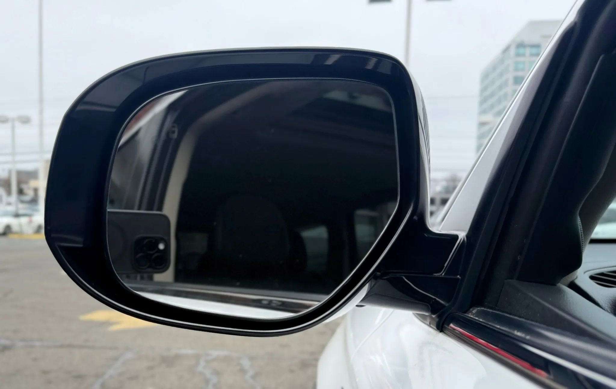 Used 2017 Mitsubishi Outlander GT image 50