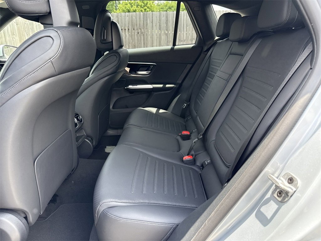 New 2025 Mercedes-Benz GLC 350e 4MATIC image 12