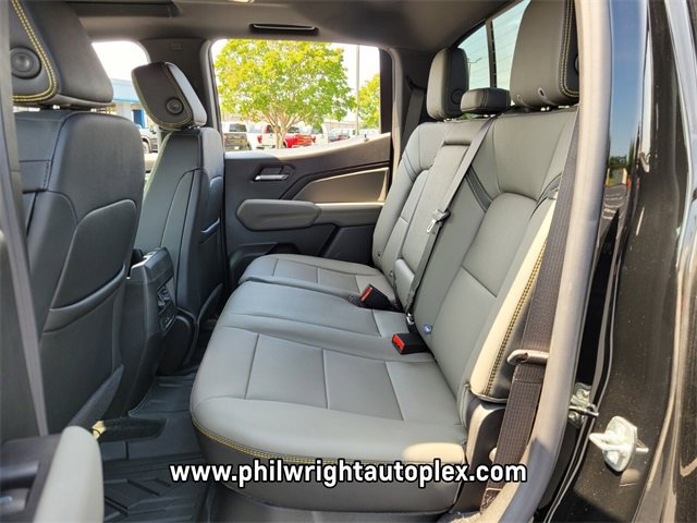 New 2025 Chevrolet Colorado ZR2 w/ Off-Road Front Bumper Package image 15