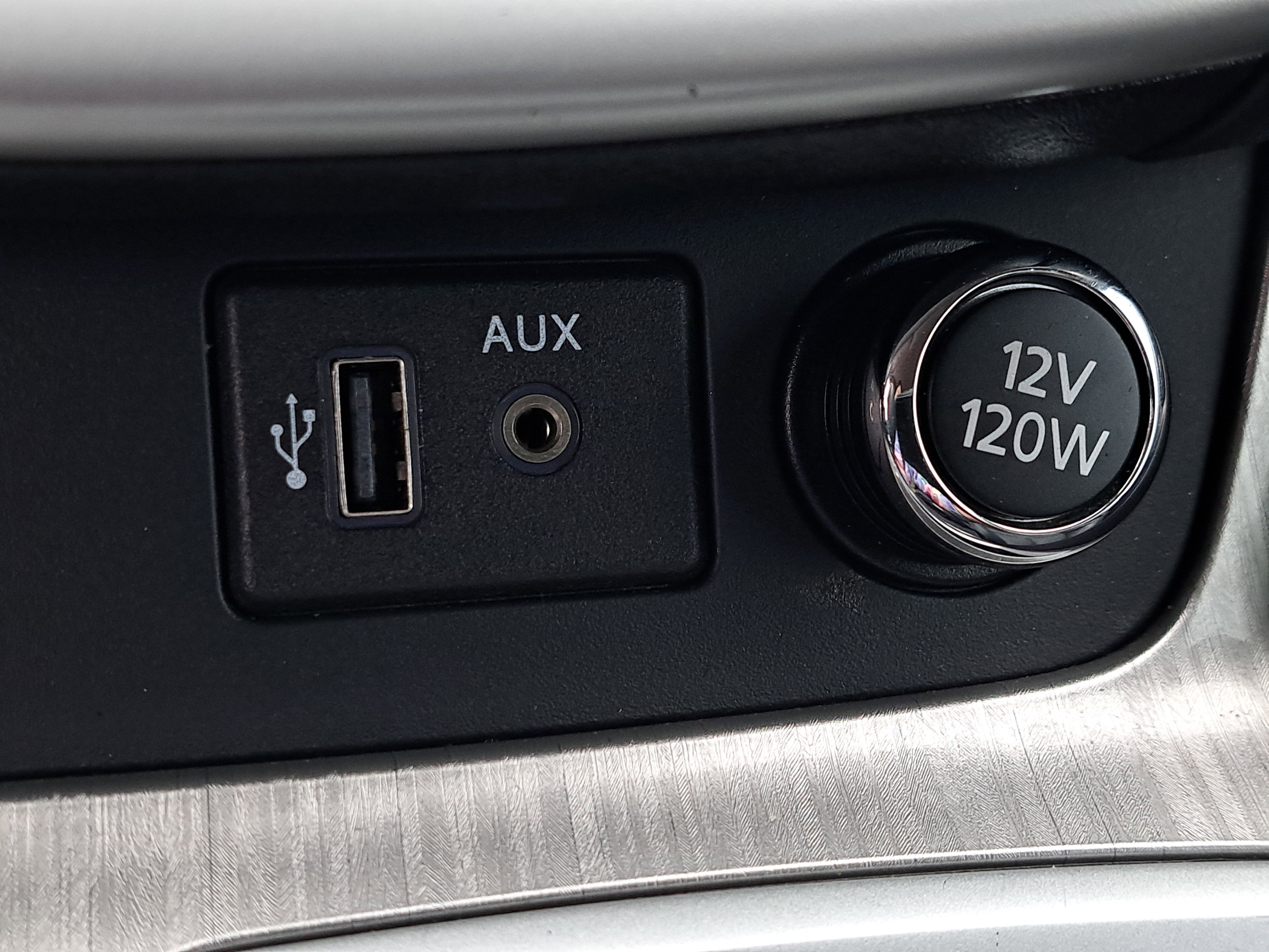 Used 2018 Nissan Murano SL image 25