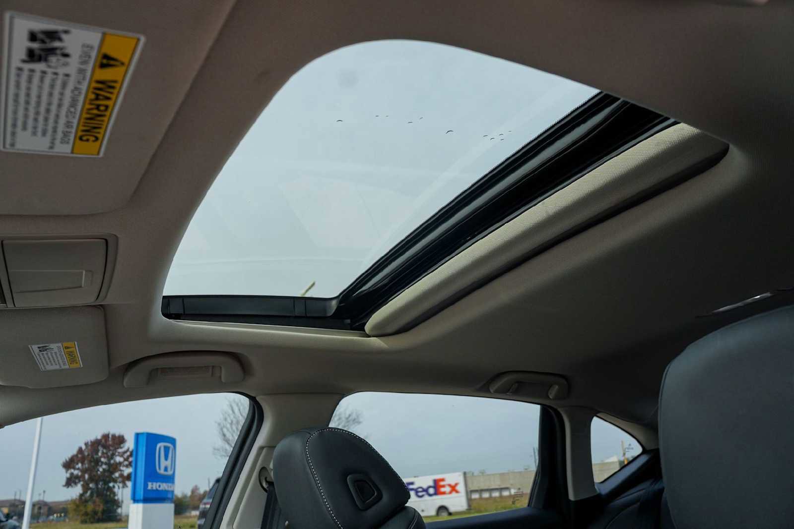 Used 2023 Acura TLX w/ Technology Package image 23