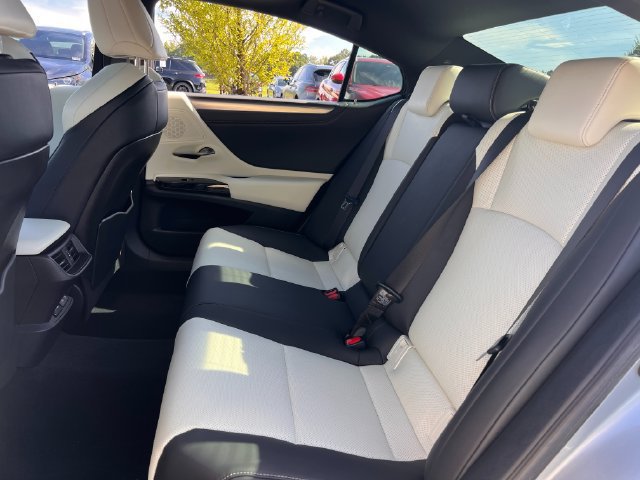 Used 2023 Lexus ES 350 F Sport FWD image 19