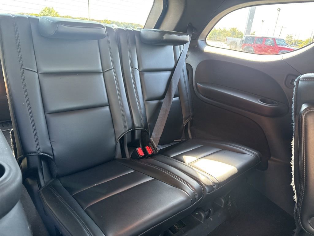 Used 2019 Dodge Durango SXT image 16