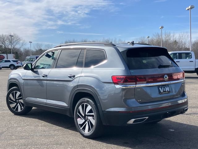Used 2024 Volkswagen Atlas SE image 27