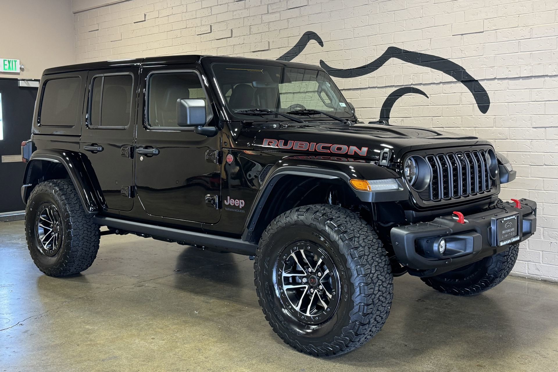 Used 2024 Jeep Wrangler Unlimited Rubicon AWD/4WD image 14