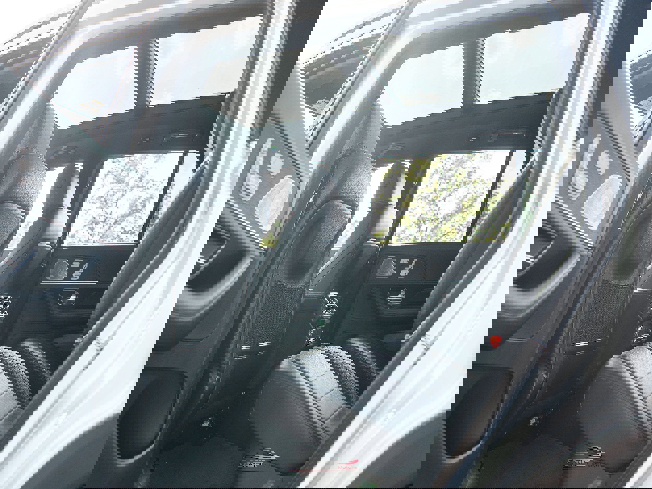 Used 2021 Mercedes-Benz GLS 450 4MATIC image 22